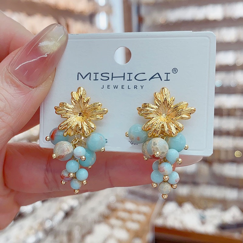 Turquoise Grape Cluster Stud E - Vintage Fashion Influencer recension och pris