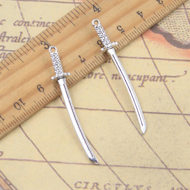 20pcs Charms Katana Knife 49x8 - Vintage Fashion Finds recension och pris