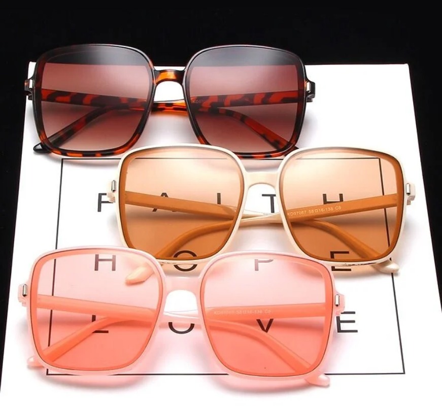 Vintage Oversized Square Sungl - Vintage Fashion Brands recension och pris
