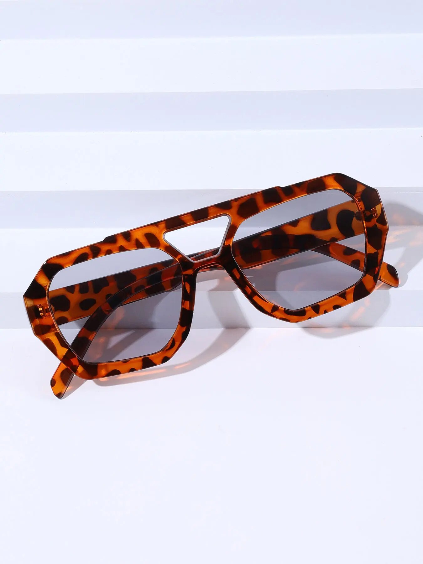 Fashion Vintage Square Irregul - Vintage Fashion Brands recension och pris