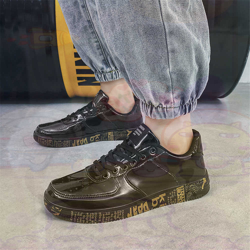 Round Foot Size 45 Sneakers Wh - Vintage Fashion Brand Names recension och pris